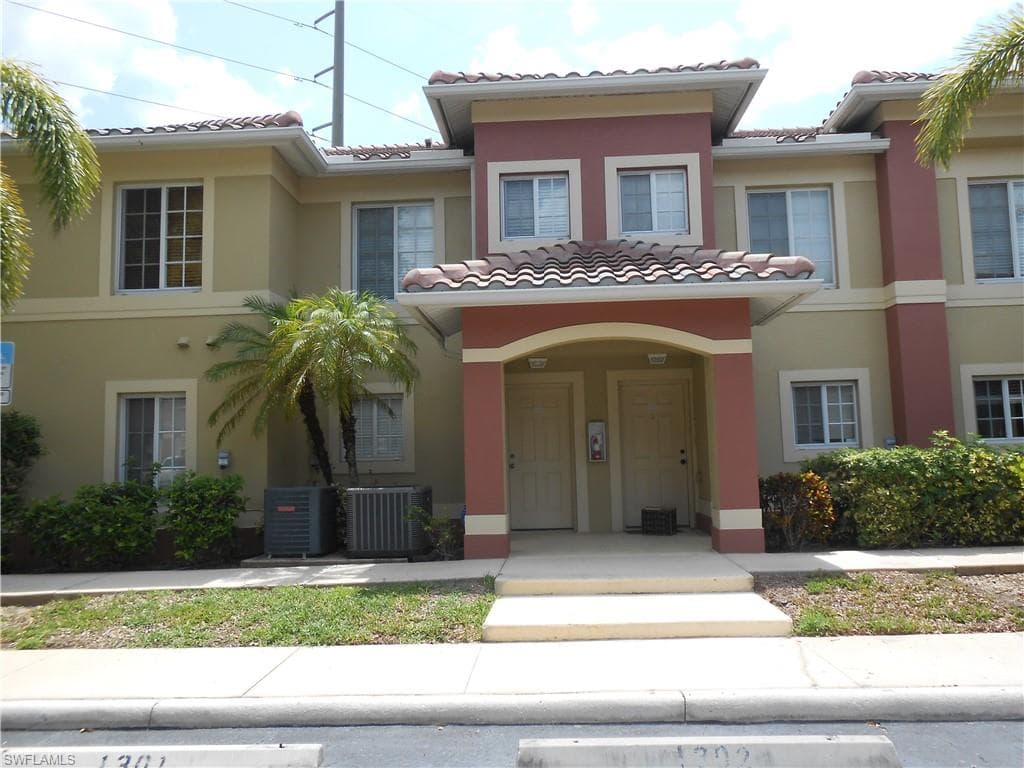 9409 Ivy Brook RUN 1303 FORT MYERS, FL 33913