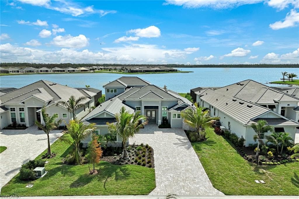 17236 Blue Sapphire DR FORT MYERS, FL 33913