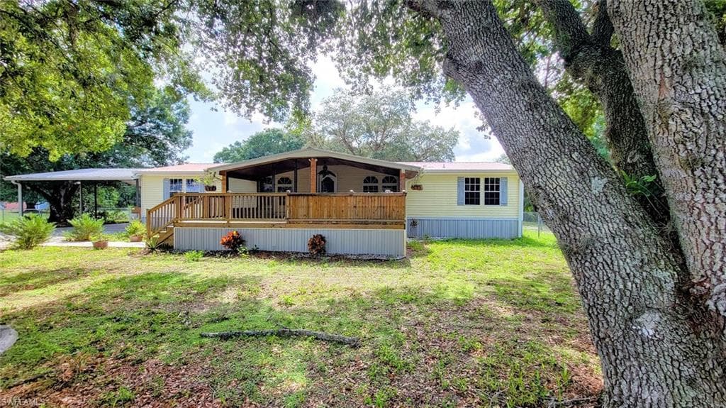 1218 Seminole AVE LABELLE, FL 33935