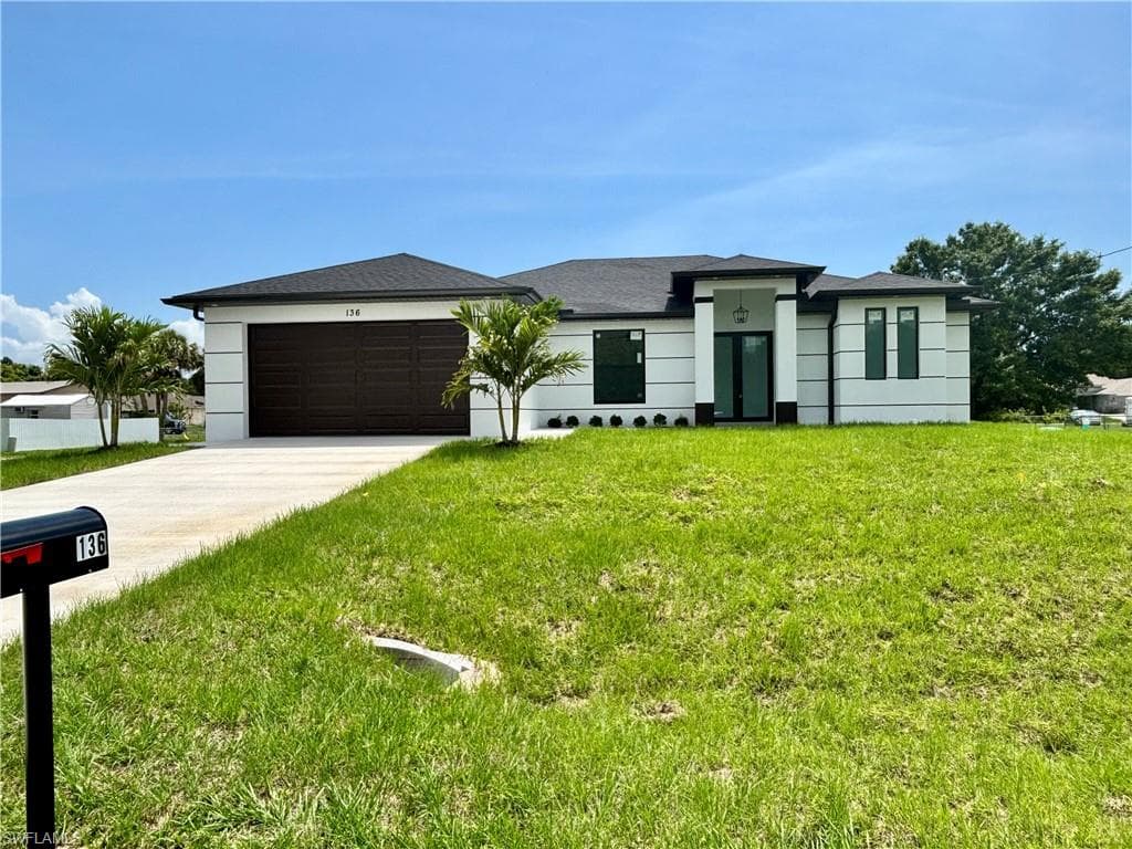 136 Carlisle AVE S LEHIGH ACRES, FL 33974