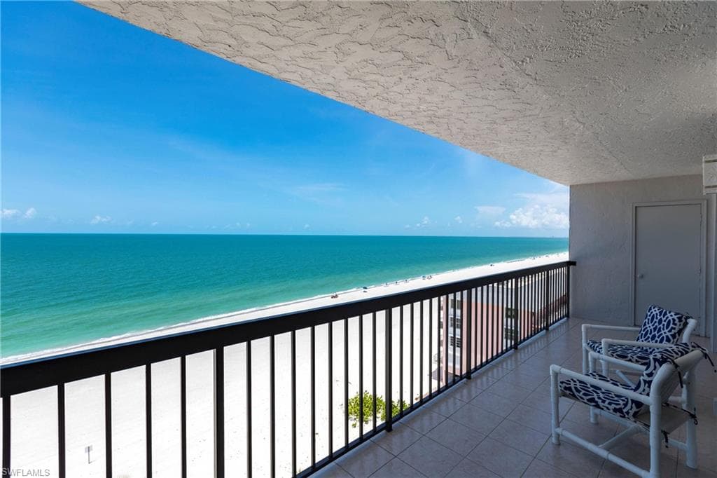 26300 Hickory BLVD 906 BONITA SPRINGS, FL 34134