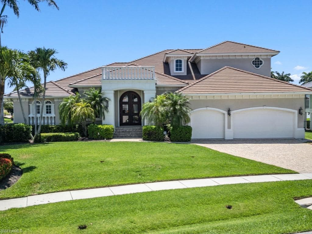 1250 Stone CT MARCO ISLAND, FL 34145