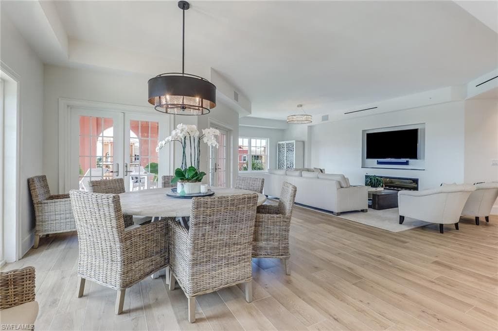 451 Bayfront PL 5507 NAPLES, FL 34102