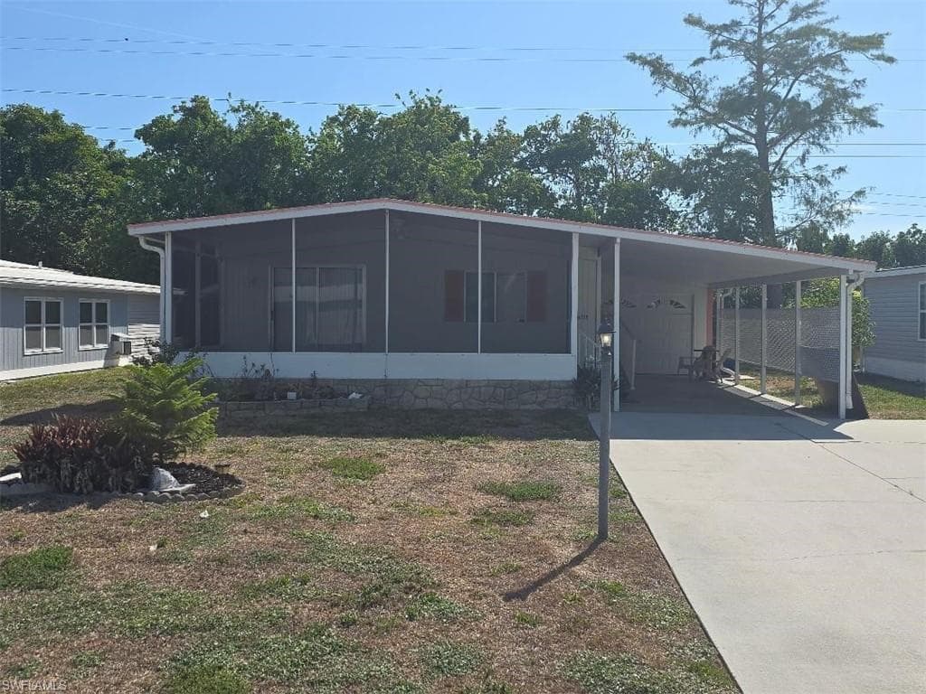 26111 Countess LN BONITA SPRINGS, FL 34135