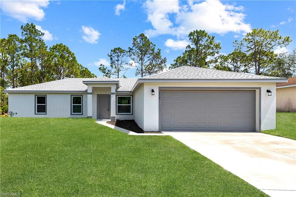 2908 35th ST W LEHIGH ACRES, FL 33971