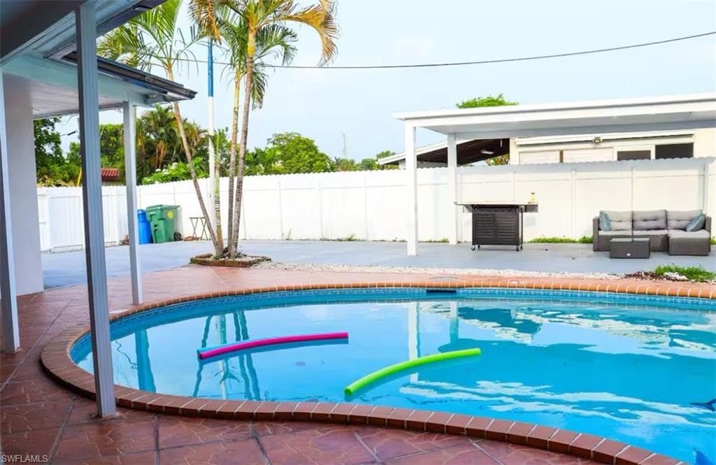 5750 N Andrews AVE OAKLAND PARK, FL 33309