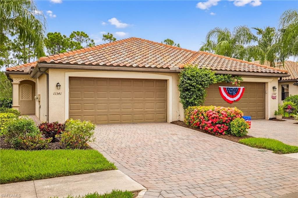 11341 Red Bluff LN FORT MYERS, FL 33912