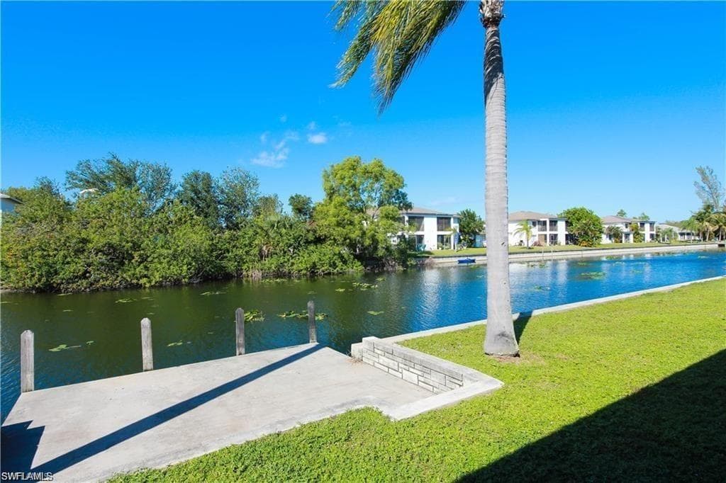 630 SE 13th PL 9 CAPE CORAL, FL 33990