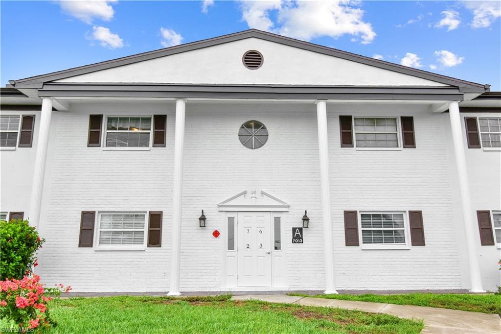 7013 New Post DR 7 NORTH FORT MYERS, FL 33917