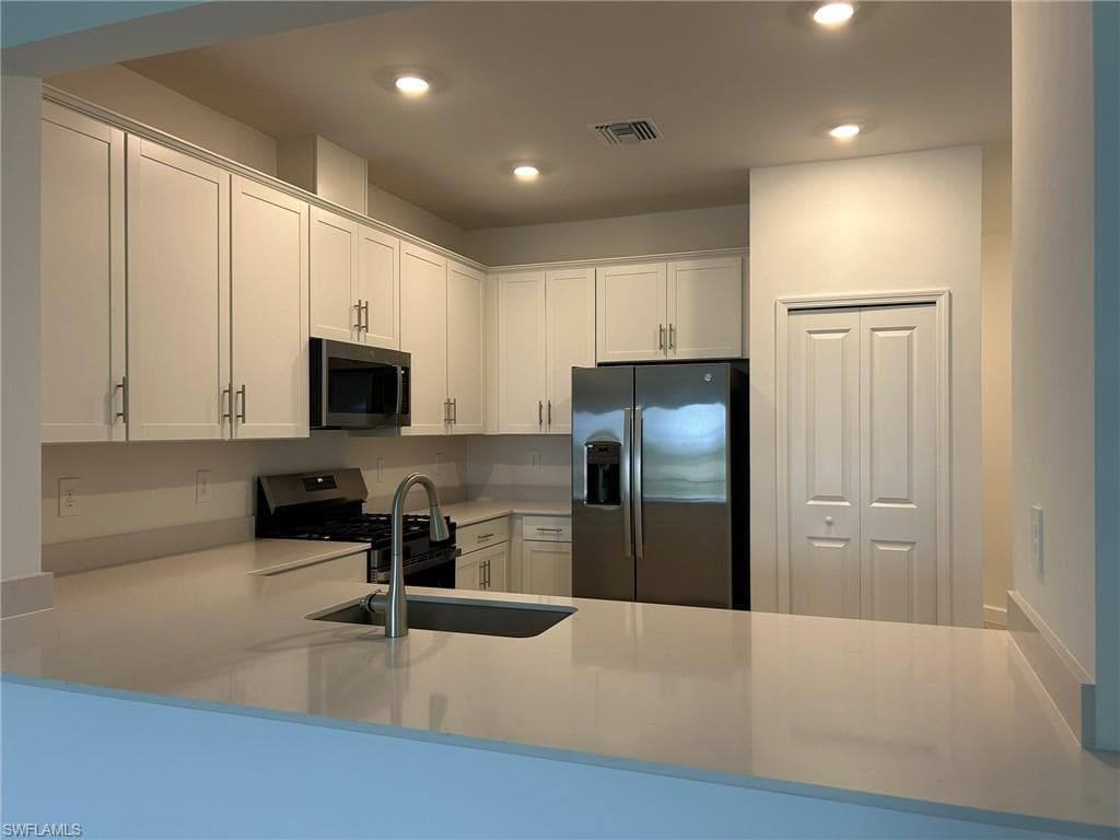 19548 Hinkley DR ESTERO, FL 33928