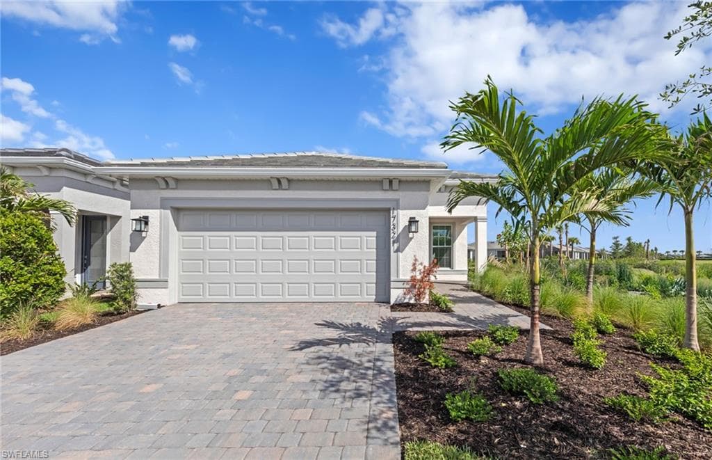 17321 Willow Tree LN NORTH FORT MYERS, FL 33917