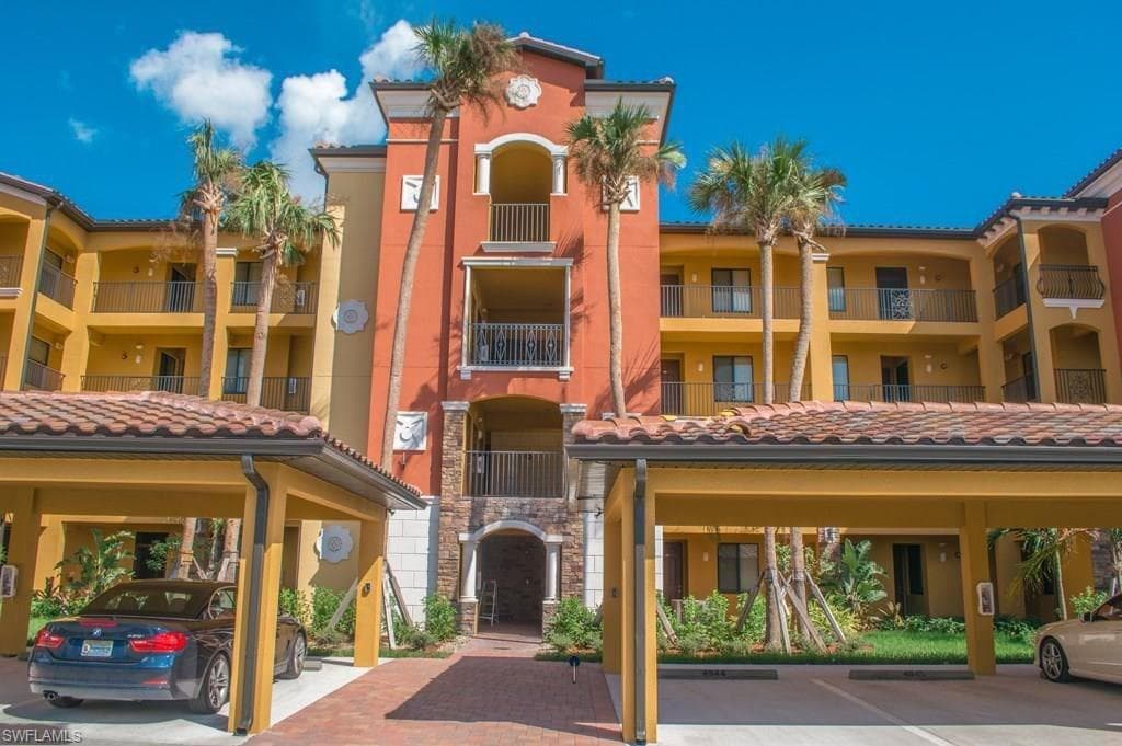 9566 Trevi CT 4943 NAPLES, FL 34113
