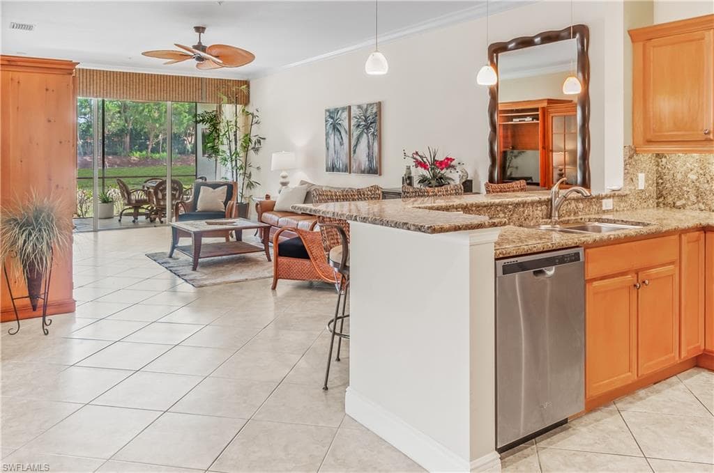 11111 Corsia Trieste WAY 101 BONITA SPRINGS, FL 34135