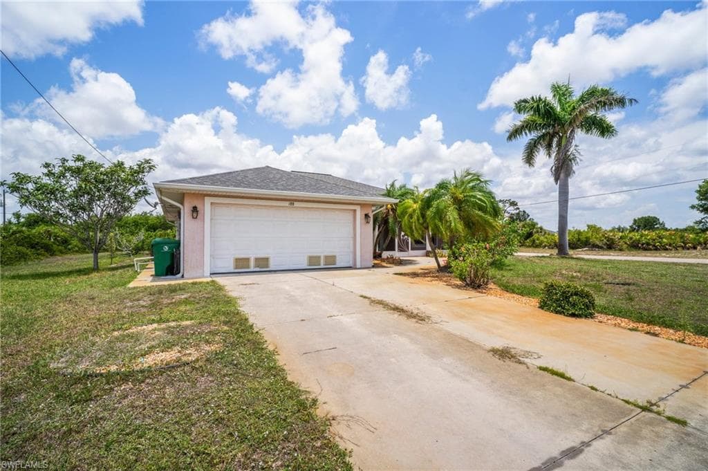 188 ingram BLVD ROTONDA WEST, FL 33947