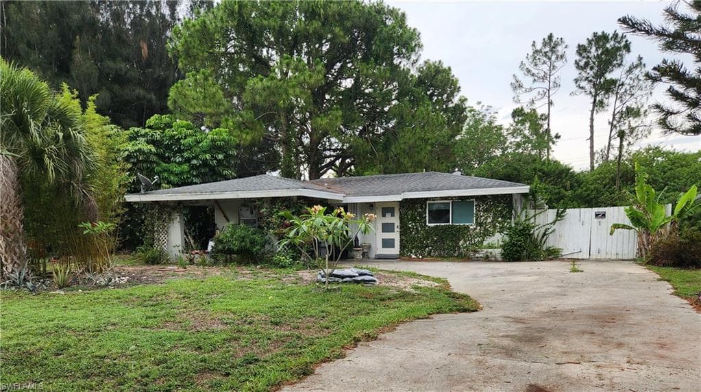 2206 Wyandotte AVE ALVA, FL 33920