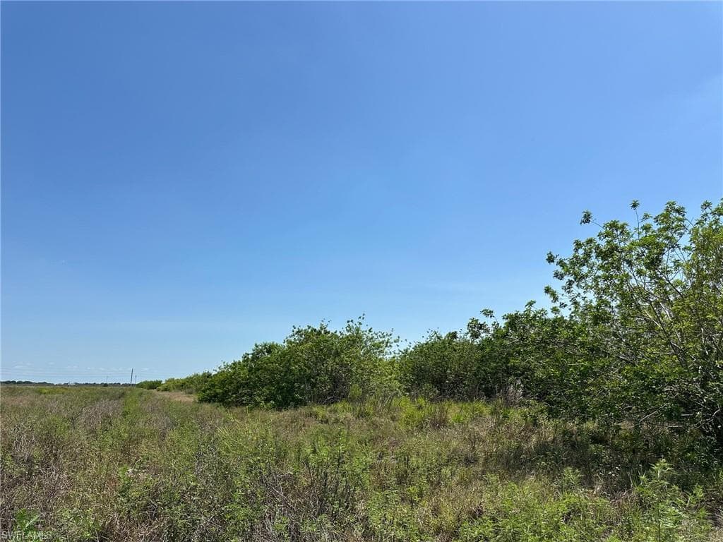6389 6th RD LABELLE, FL 33935