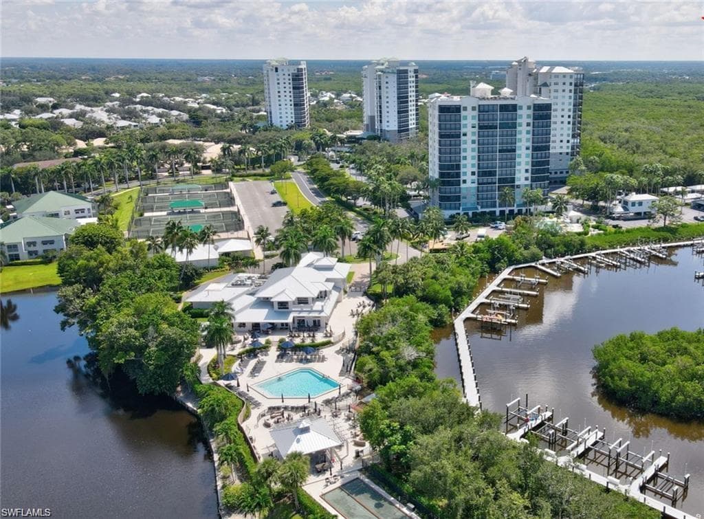 320 Horse Creek DR 105 NAPLES, FL 34110