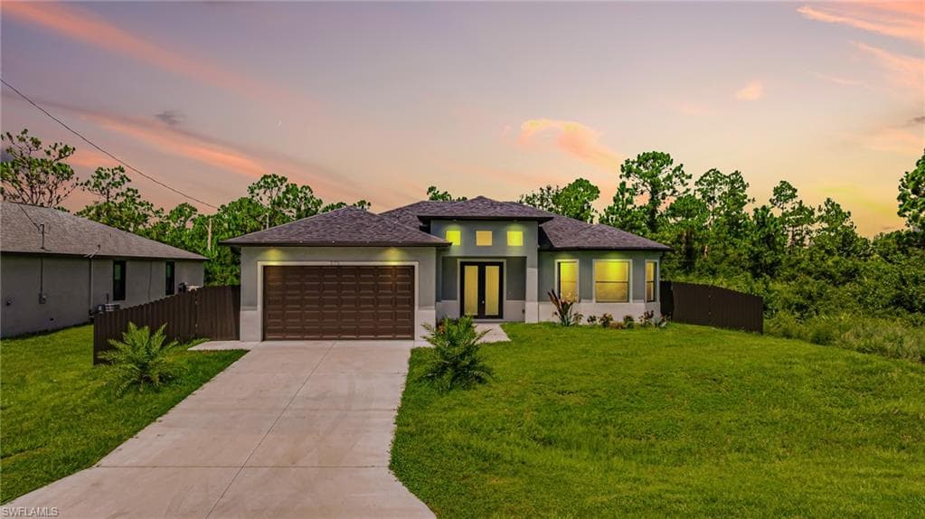 570 Sherwood AVE S LEHIGH ACRES, FL 33974