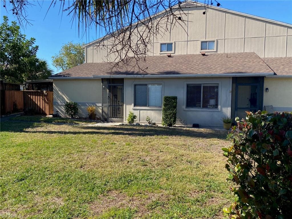 5276 Cedarbend DR 4 FORT MYERS, FL 33919