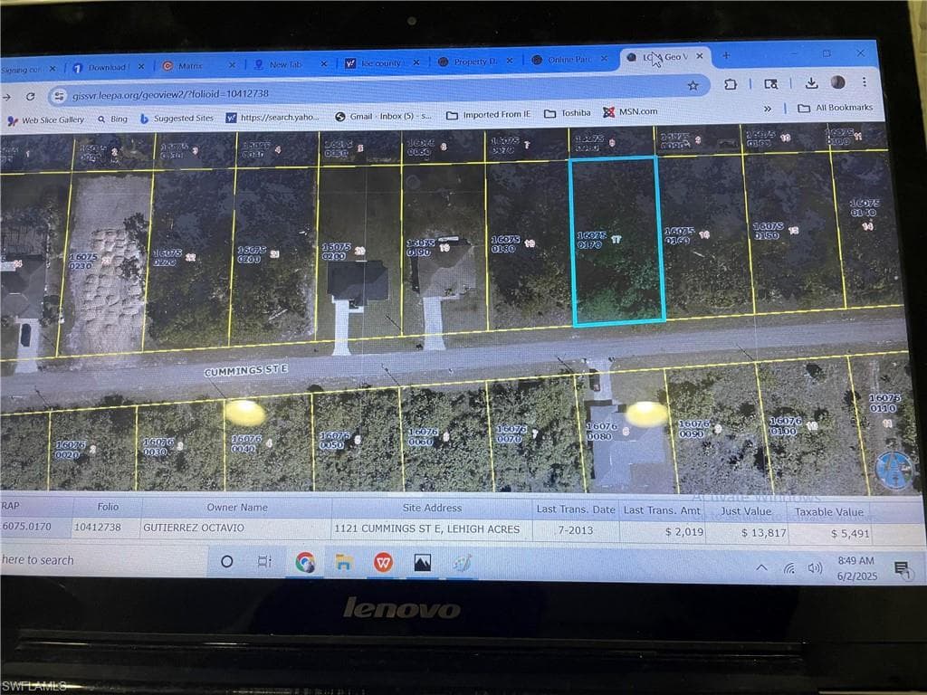 1121 Cumming ST E LEHIGH ACRES, FL 33974