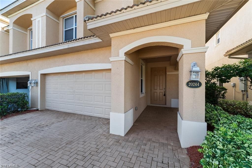 20244 Larino LOOP ESTERO, FL 33928