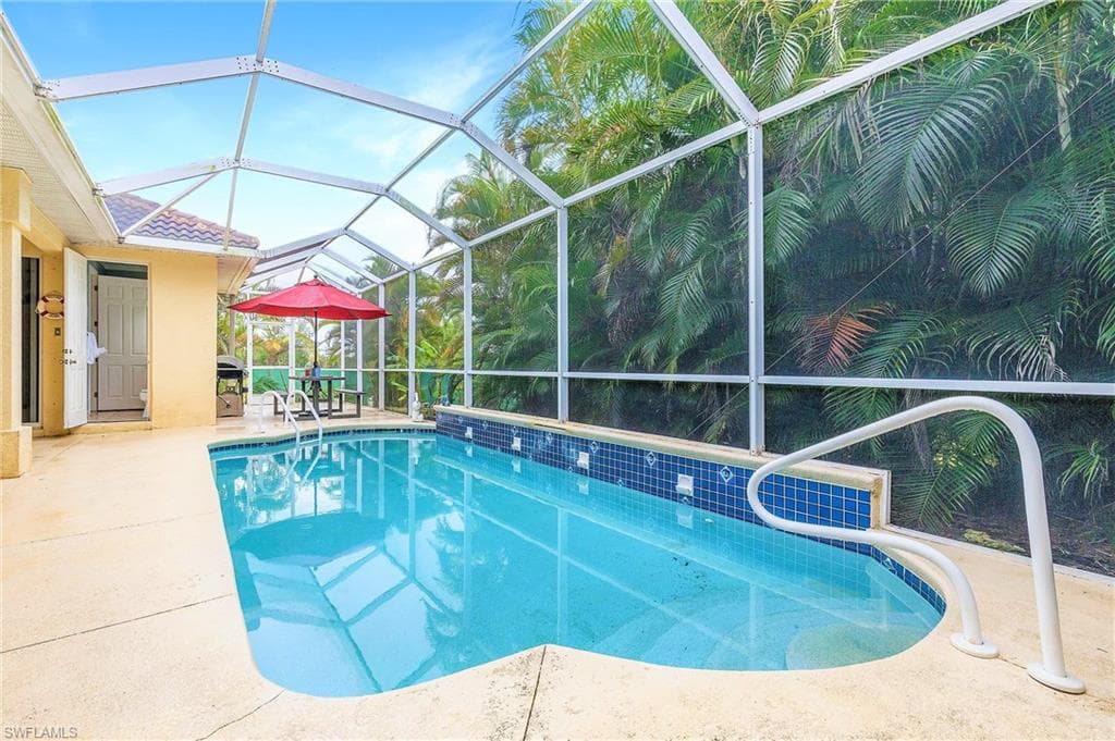 1329 SW 8th PL CAPE CORAL, FL 33991