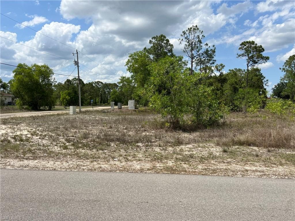 744 Demorest AVE S LEHIGH ACRES, FL 33974