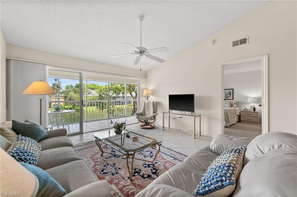 1190 Yesica Ann CIR B205 NAPLES, FL 34110