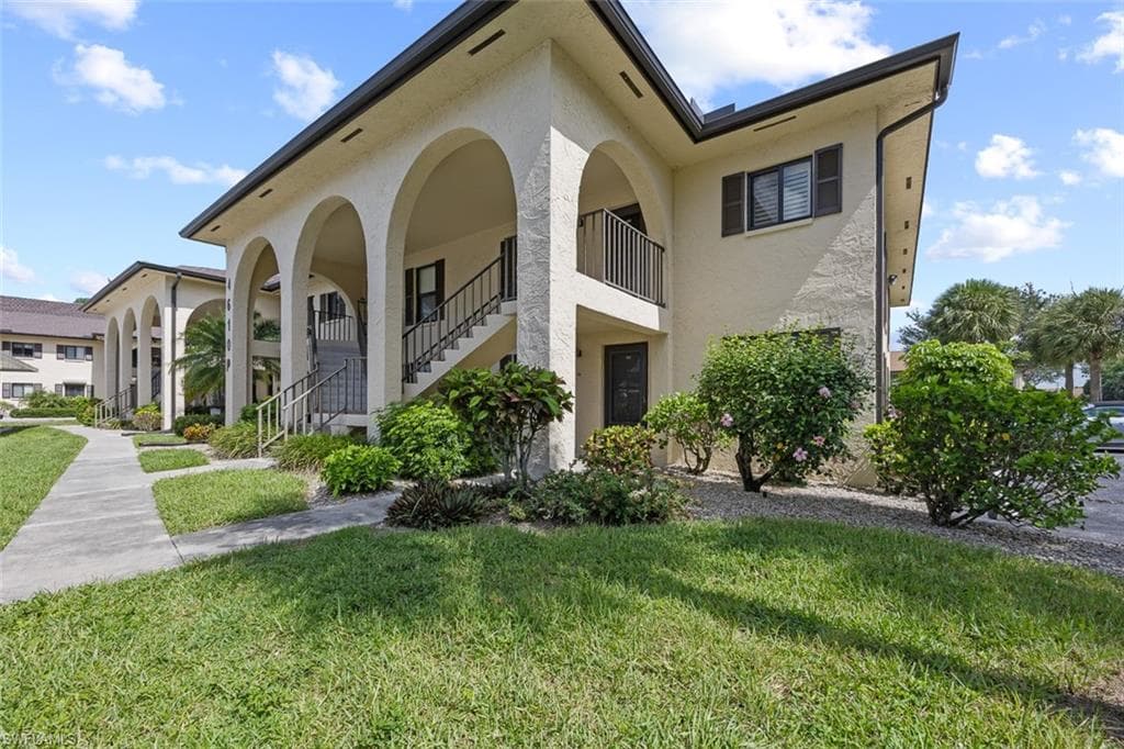 4610 Chantelle DR P104 NAPLES, FL 34112
