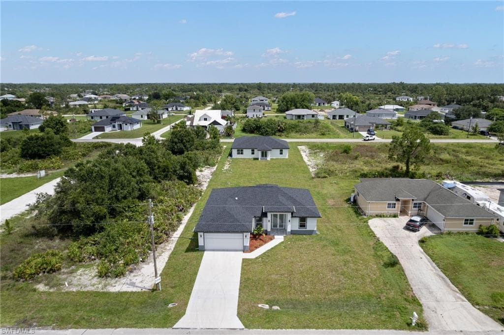 2817 22nd ST W LEHIGH ACRES, FL 33971