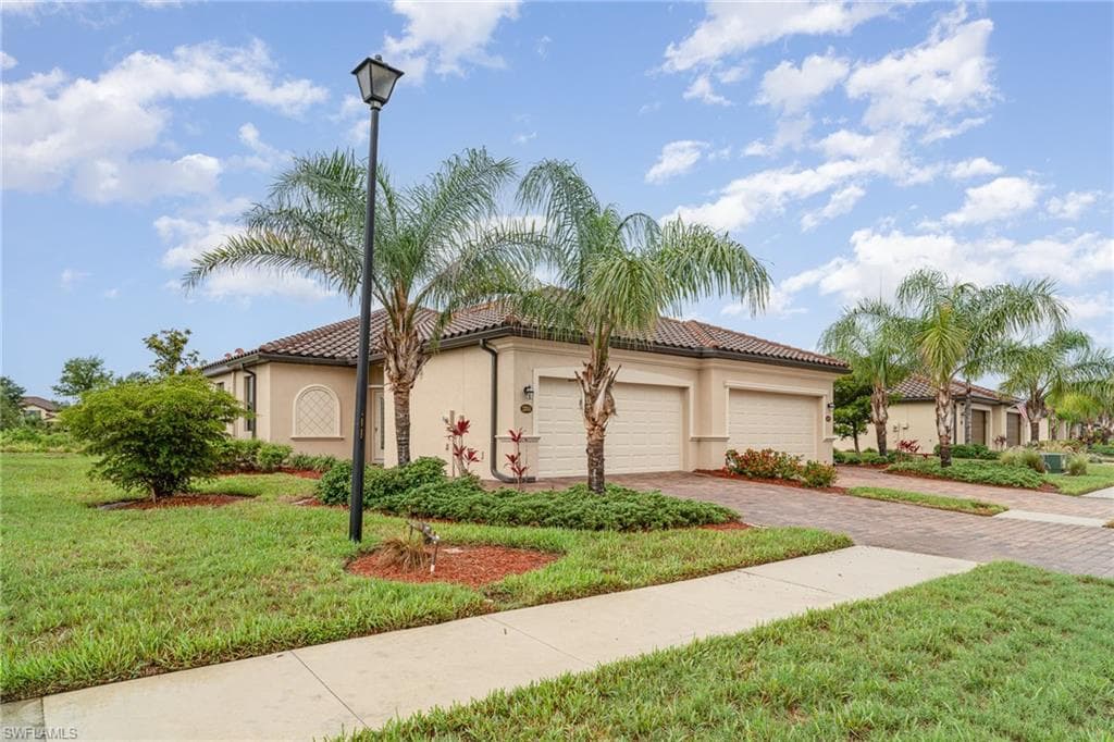 12515 Garibaldi LN VENICE, FL 34293