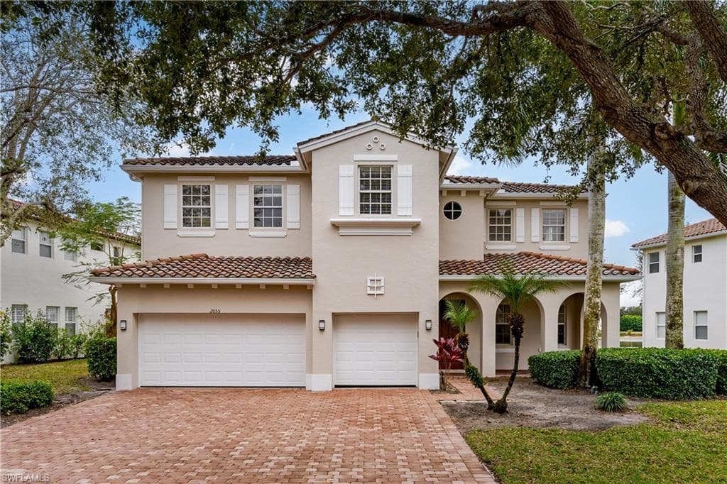 2055 Par DR NAPLES, FL 34120