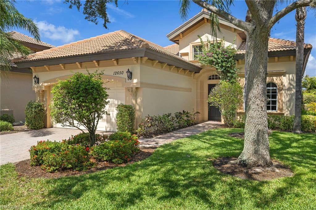 12650 Grandezza CIR ESTERO, FL 33928