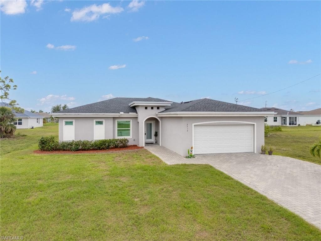 2712 Embers PKWY W CAPE CORAL, FL 33993