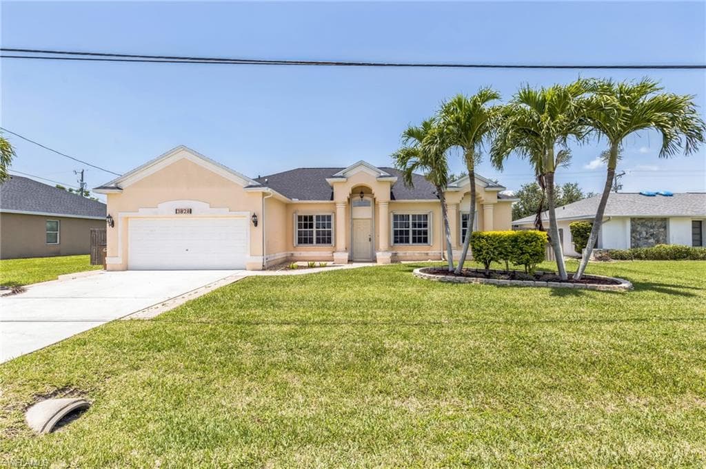 3828 3rd AVE CAPE CORAL, FL 33914