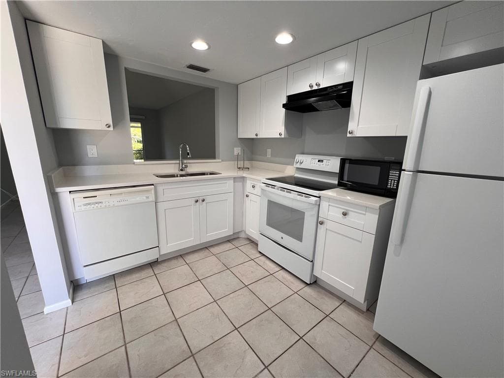 1017 Pine Isle LN 1017 NAPLES, FL 34112