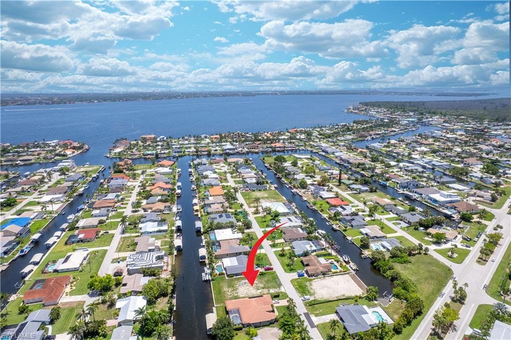 5313 Congo CT CAPE CORAL, FL 33904