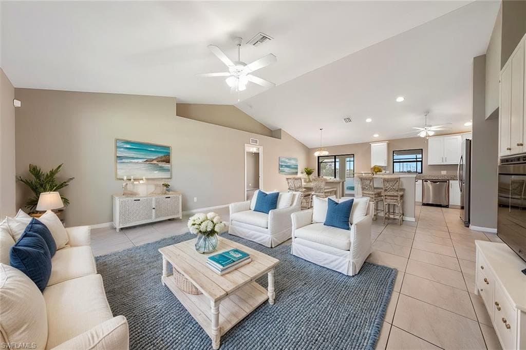 2100 41st ST CAPE CORAL, FL 33914