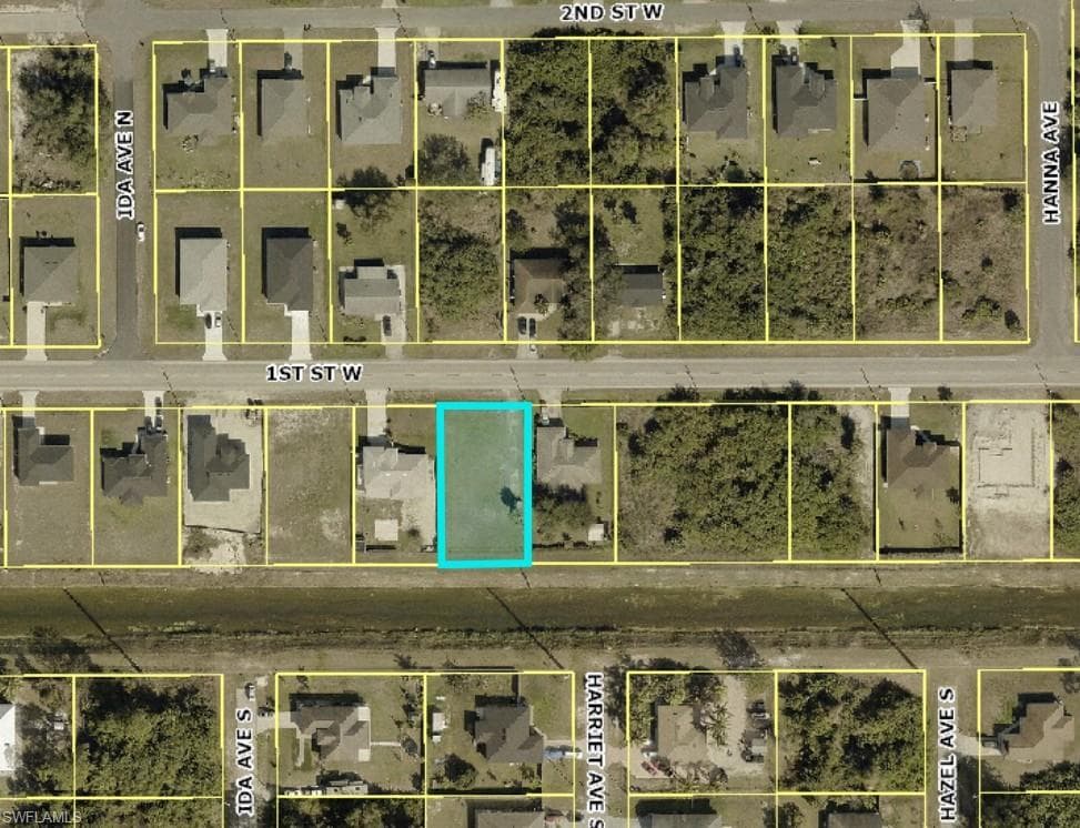 2811 1st ST W LEHIGH ACRES, FL 33971