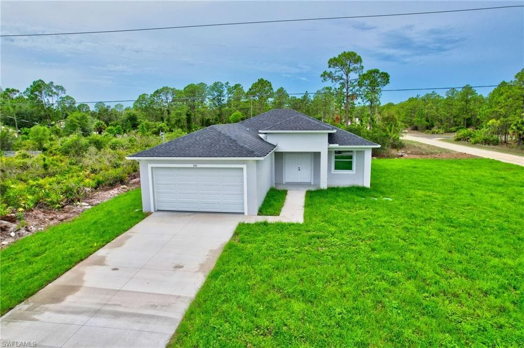 842 Downer AVE S LEHIGH ACRES, FL 33974