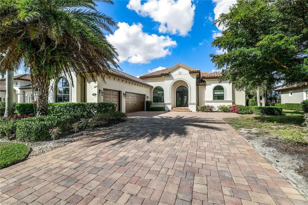 6851 Lakewood Isle DR FORT MYERS, FL 33908