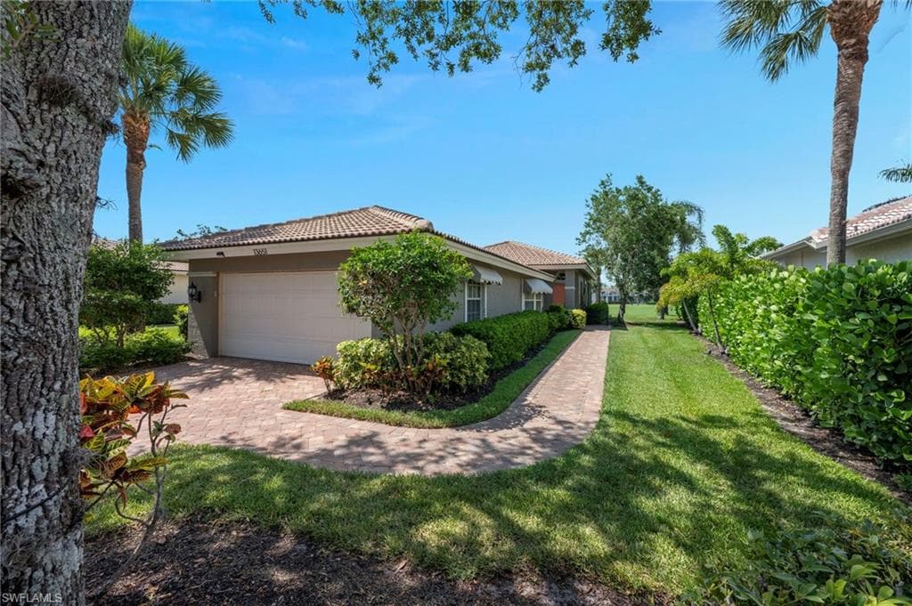 13651 Southampton DR BONITA SPRINGS, FL 34135