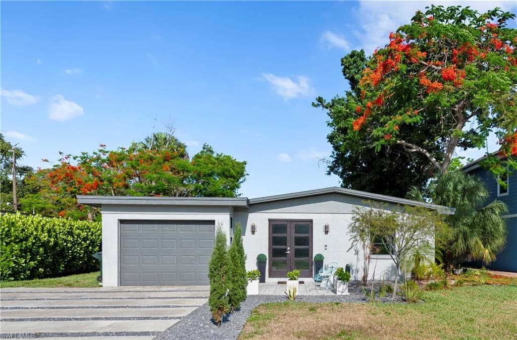 3836 Lake ST FORT MYERS, FL 33901