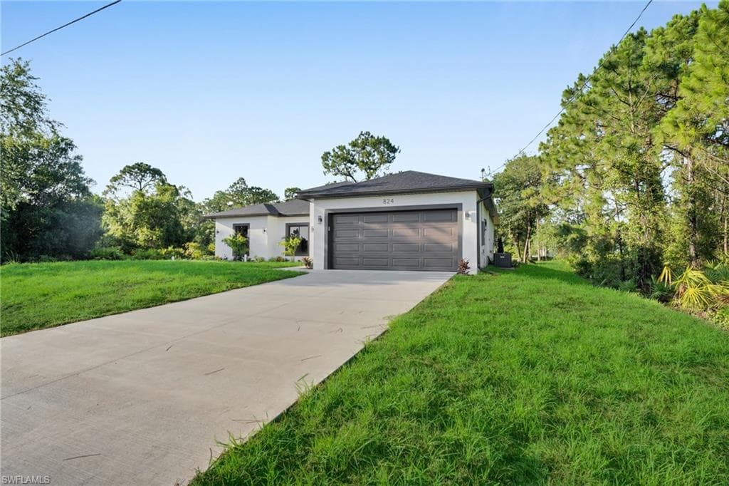 848 Calumet ST E LEHIGH ACRES, FL 33974