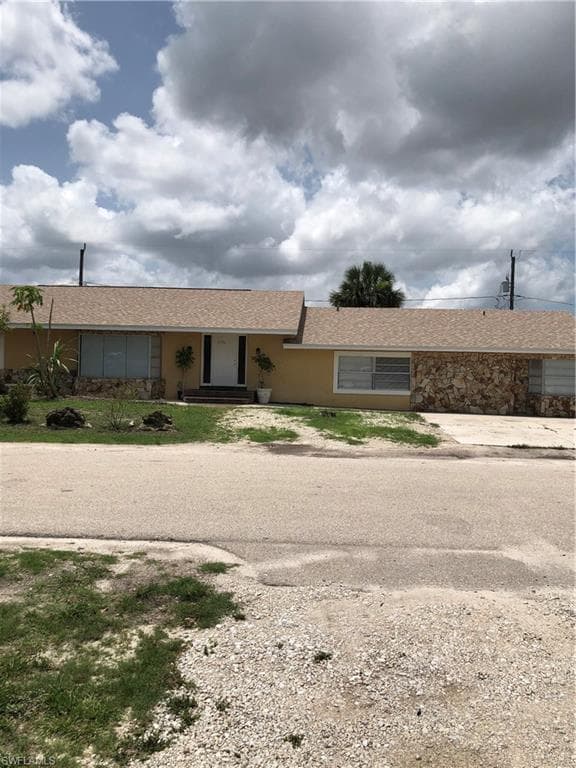 11596 Pawley AVE BONITA SPRINGS, FL 34135
