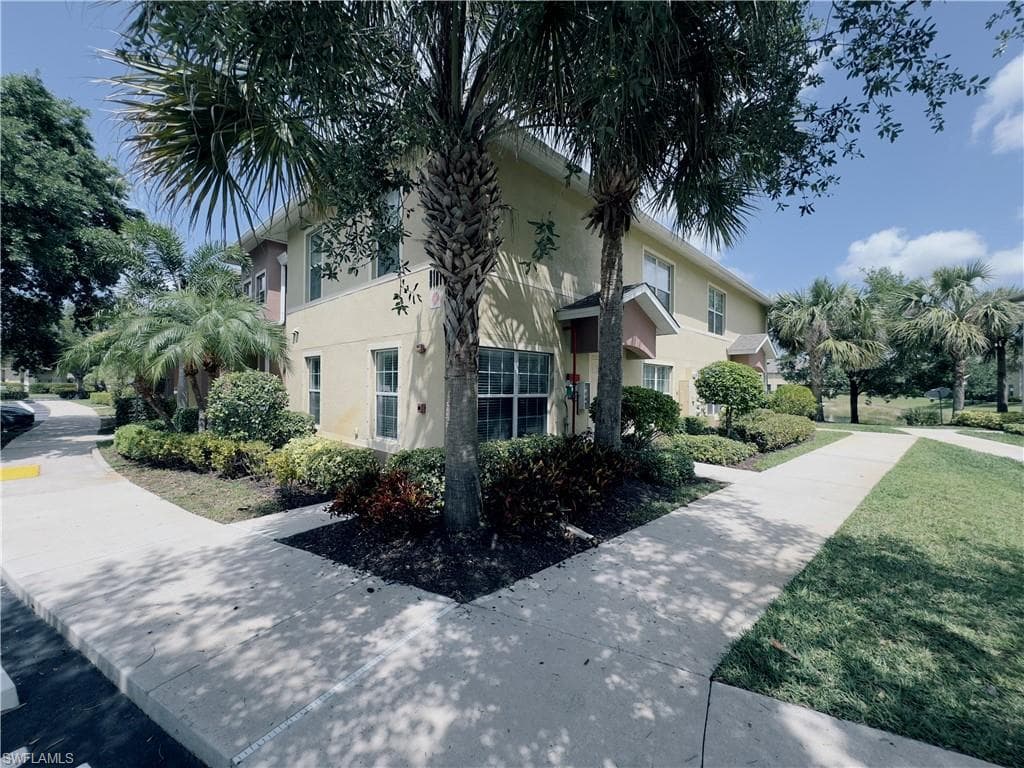 9101 Gervais CIR 1710 NAPLES, FL 34120