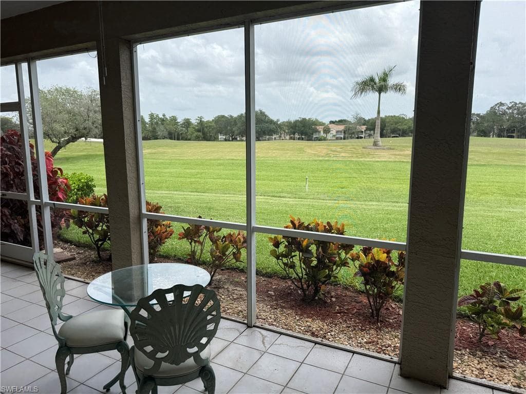 219 Via Perignon 21-2 NAPLES, FL 34119