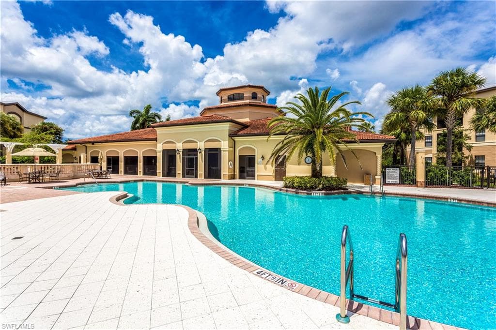 13010 Positano CIR 305 NAPLES, FL 34105