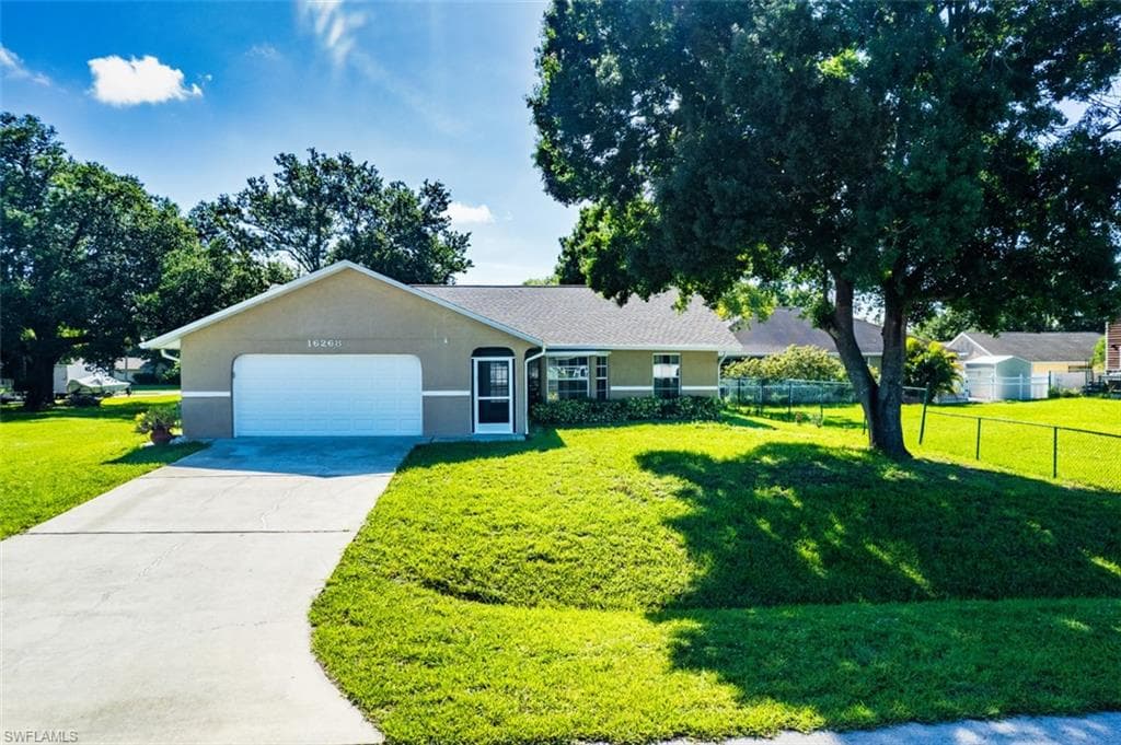 16268 Horizon RD NORTH FORT MYERS, FL 33917