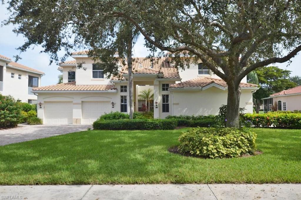 9111 Las Maderas DR 102 BONITA SPRINGS, FL 34135
